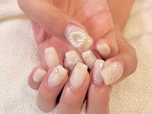 サクノネイル(SAKUNONAIL)/パールビジューネイル