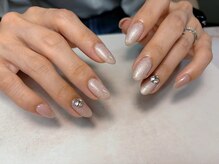 シンプルだからこそ際立つ美しいお手元に。