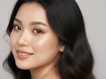 まつげエクステサロン エスラッシュ 大宮店(esLASH)の写真/【LED導入】マツエクオフ込3500円~/似合わせまつげパーマは上5500円上下7000円無料で束感仕上げOK【大宮】