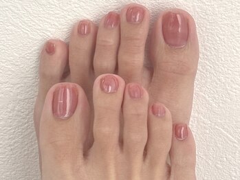 サロン ラーラフ(Salon)の写真/爪のフォルム&技術に高評価の人気サロン★お仕事や家事でハンドが出来ない方もフットでお洒落を楽しんで♪