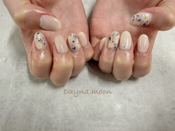 ダイナ ムーン(Dyna moon.)/フラワーネイル