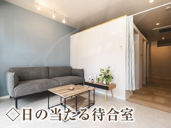 ショートルーム(shortroom)/◇日の当たる待合室