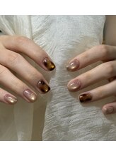 モモネイル(Momo Nail)/秋冬大人気のマグネットネイル！