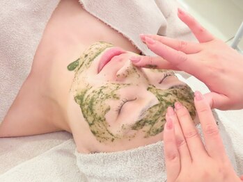 スキンセラピーサロン ル クレール(Le Clair)の写真/大人気ハーブピーリングでお肌のお悩みを改善♪お肌の内側から潤いを高め、ウルツヤ水光美肌に導きます！