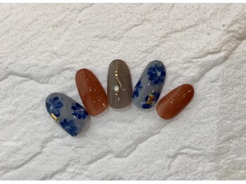 ラテネイル(Latte Nail)/秋ネイルデザイン