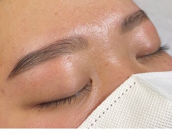 ビューティーサロン グリップ(beauty salon GRIP)の写真/【ハリウッドブロウリフト¥7980→¥6980】眉毛パ-マで毛流れを整え、WAXで理想の形に!トレンド眉を叶えます!