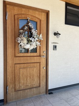 エメ(Aimer)/サロン入り口