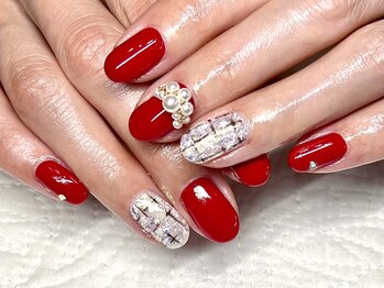 シック＆鮮やかニュアンスネイル