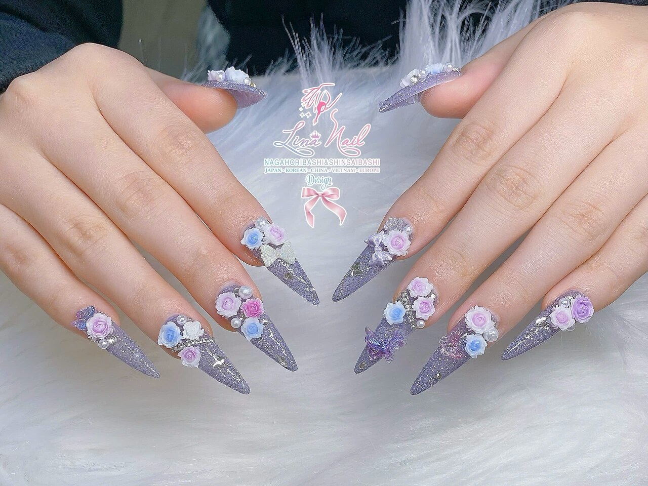 2026年冬トレンド】ラメグラデーション ハンド ロングのネイルデザイン