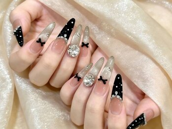 バイムーンサロン(By Moon Salon)の写真/《平日限定ストーンつけ放題￥4990～》豊富なパーツから選び放題！オリジナリティ溢れる理想の指先に♪