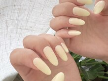 モルネイル(MORU nail)/イエロー×バターカラー.