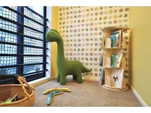 ワッツ ユア ネイルストーリー(What’s your nail story?)/キッズルーム