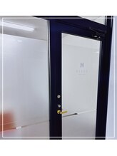 ナインズ(nines)/お店入り口