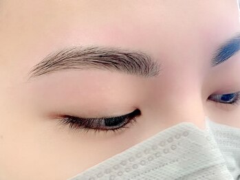 リガナッツ(Riganuts)/eyebrow wax