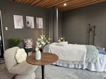 シュガーサロン(SUGAR SALON)の写真/完全個室プライベート空間で肩凝りや冷え、むくみのケア。年齢別女性特有のお悩み解消をサポートします☆