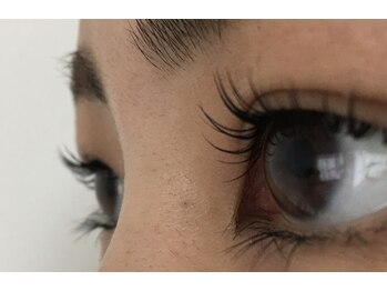 リュミエール(lash&brow lumiere)/パッチリ