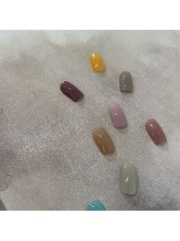 プチナノ(petitnano)/ワンカラーもやもや塗りネイル