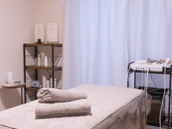 サロン ワン(salon one)の写真/【静岡駅南口徒歩5分】バスト専門店♪当店のNR機器はバストケアだけでなく、頭痛や肩凝り改善効果も◎