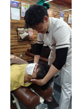 関内伊勢佐木整骨院/首のつらさ