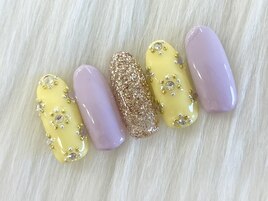 【稗田】宝石ネイル