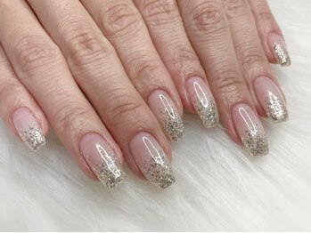 プラスネイル 渋谷(+plus nail)の写真/《ナチュラル美フォルム》技術、仕上がり、持続力などのこだわり◎理想の縦長美爪を叶えます♪