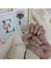 エクレ(ecle)/ビジューネイル