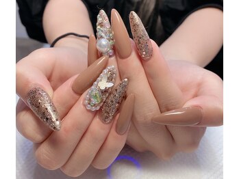 コロミネイル(colome nail)/スカルプパツ埋め