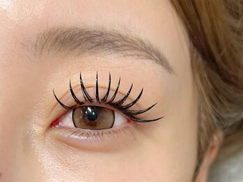 ラベルタ(La Belta)の写真/【アンドヘルシー】マツエクとマツパのいいとこ取り！自まつげに自然と馴染むので、理想のぱっちり目元に♪