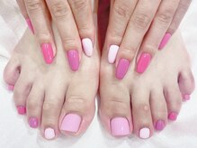 【同時施術】時間がない方でも同時施術でネイルをご提供