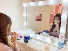 セルフホワイトニングサロン　エクシアホワイトニング　新白河店/4.　歯の表面の水分を拭く