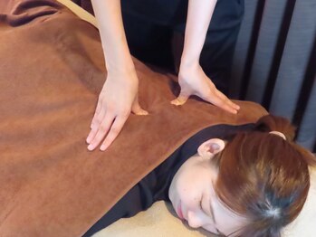 きわみ鍼灸整骨院 博多院/【博多駅】整体で猫背調整