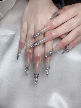 クイーンネイル(Queen Nail)/