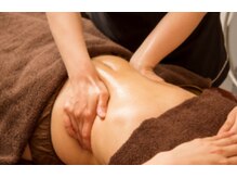 モアキュット(moreQttO)