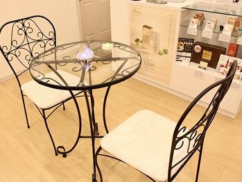 ラフェリア 弘明寺(Raffelia)/カウンセリングはじっくりと。