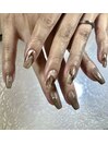 インクネイル、アシンメトリー