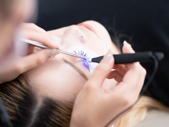 アイノワアイラッシュ 泉佐野店(ainowa eyelash)の写真/お客様のお目元に使う商品にこだわり、常に清潔さを心がけています◎不安な点は何でもご相談ください!