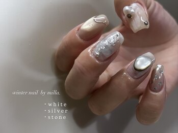 white・stone・silver