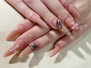 ピンクベージュ