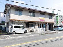 ピリナ(Pilina)の雰囲気（1台駐車スペースあります♪白い車の位置に停めてください）