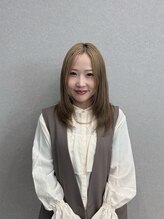 ヴィヴィ バイ セブンルックス(vivi by 7LOOKS) 手塚 麦子