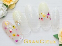 クアトログランシュ 青葉台(QUATRO×GranCieux)/押し花＊フラワーネイル／7500円