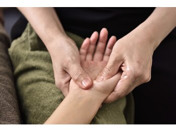 ほぐらく猫/手先からゆるめる