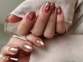 エムクオリティ(M-Quality)の写真/日常に溶け込む私らしさ。シンプルデザインでも自分らしさを大切に…洗練されたおしゃれなネイルを♪