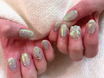 サクノネイル(SAKUNONAIL)/ミラーピクシーネイル