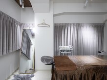 エレガンスアンドビューティー 船橋本店(Elegance&Beauty)の雰囲気（施術室：落ち着いた店内で心も体もリラックス♪）