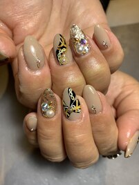 ～スカーフ柄ネイル～