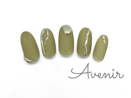 ニュアンスグリーン　ネイル