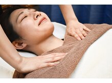 雲上のゆりかご 調布店/《デコルテ》