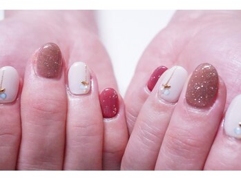 プチリリィ(Petit Lily)/シックでセンス抜群のネイル