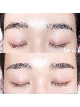 リア(lia)/アイブロウリフト